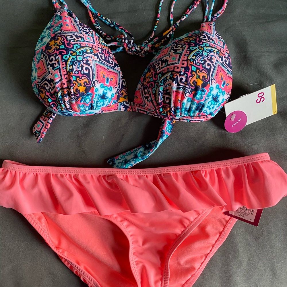 So bikini